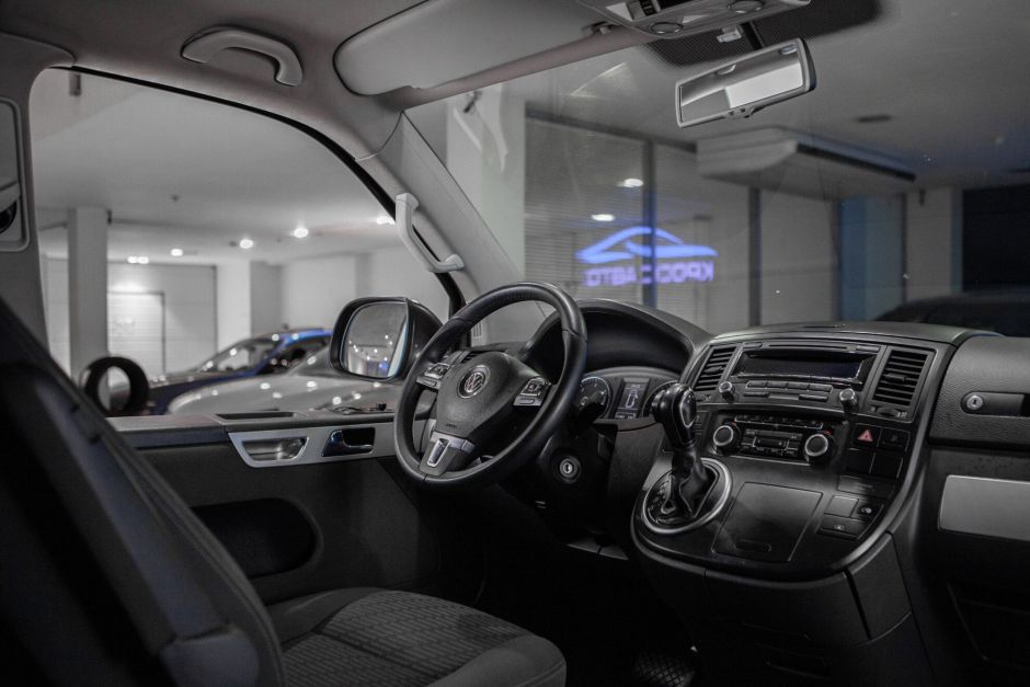 Volkswagen Multivan 0.0 РКПП, 2012, 152 691 км фото 6