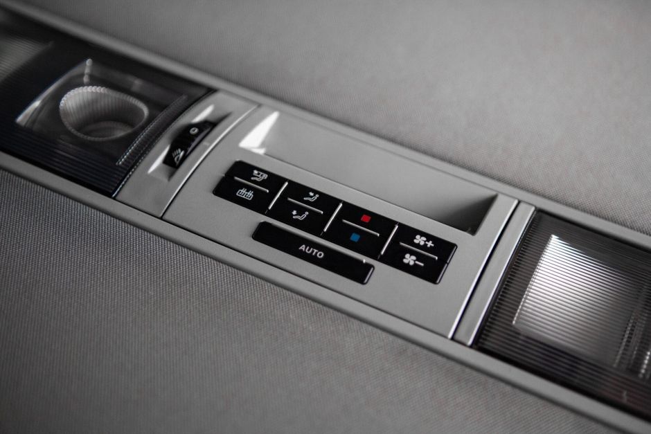 Volkswagen Multivan 0.0 РКПП, 2012, 152 691 км фото 16