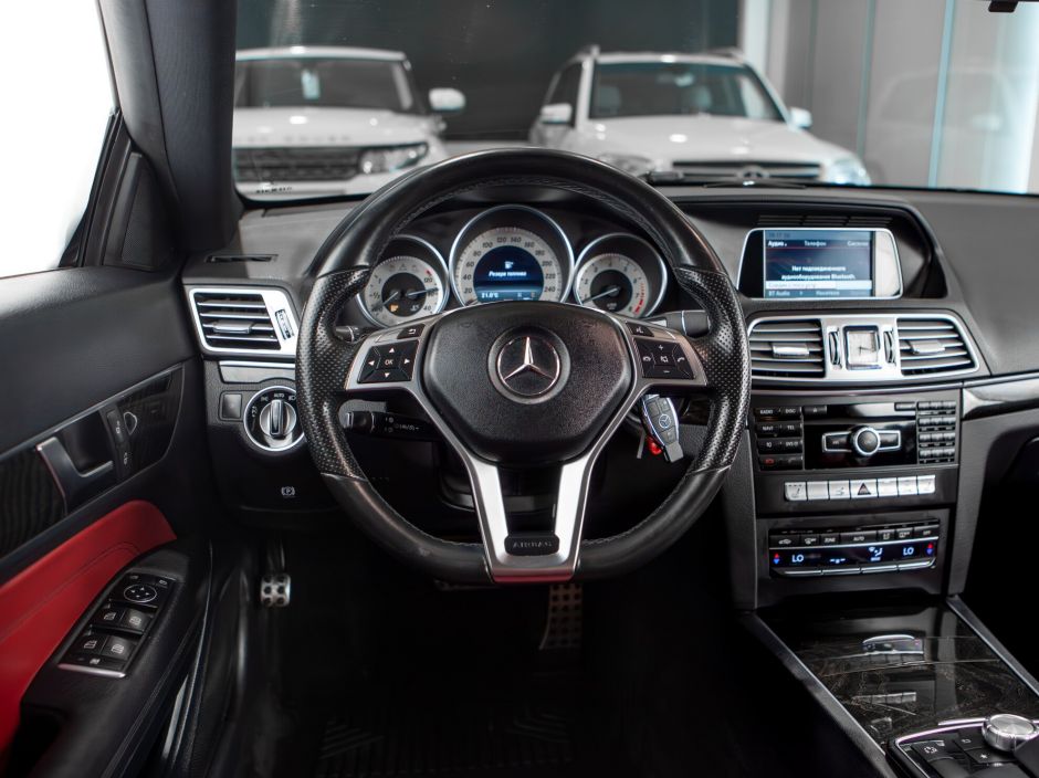 Mercedes-Benz E-класс 0.0 АКПП, 2015, 112 639 км фото 5