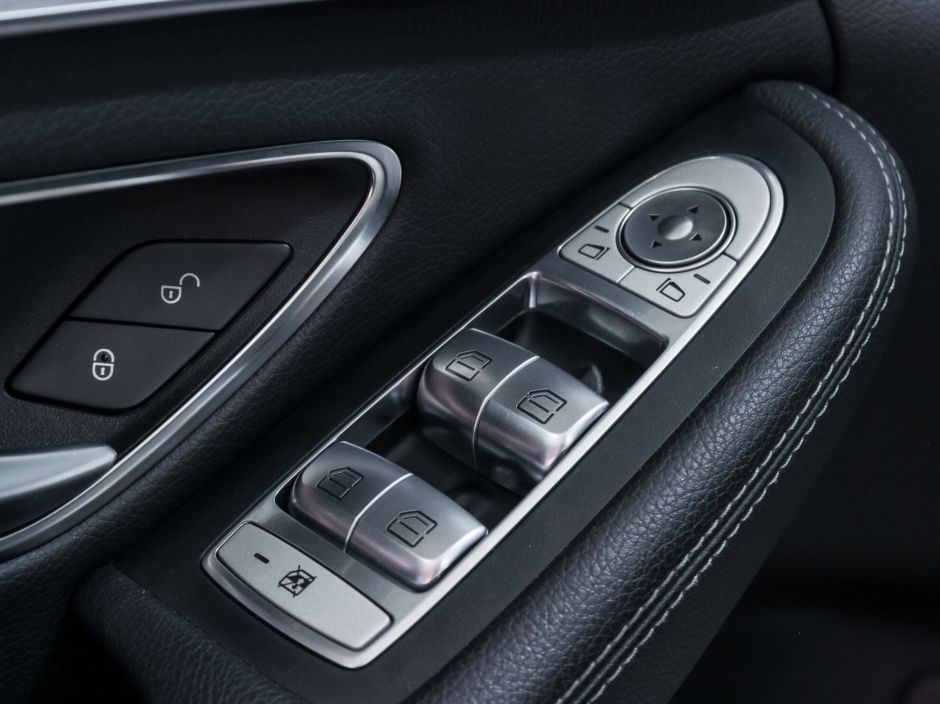 Mercedes-Benz C-Класс 1.6 АКПП, 2014, 180 389 км фото 13