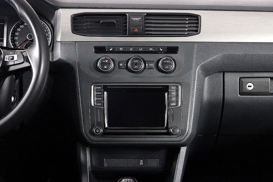 Volkswagen Caddy 1.6 МКПП, 2019, 61 000 км фото 8