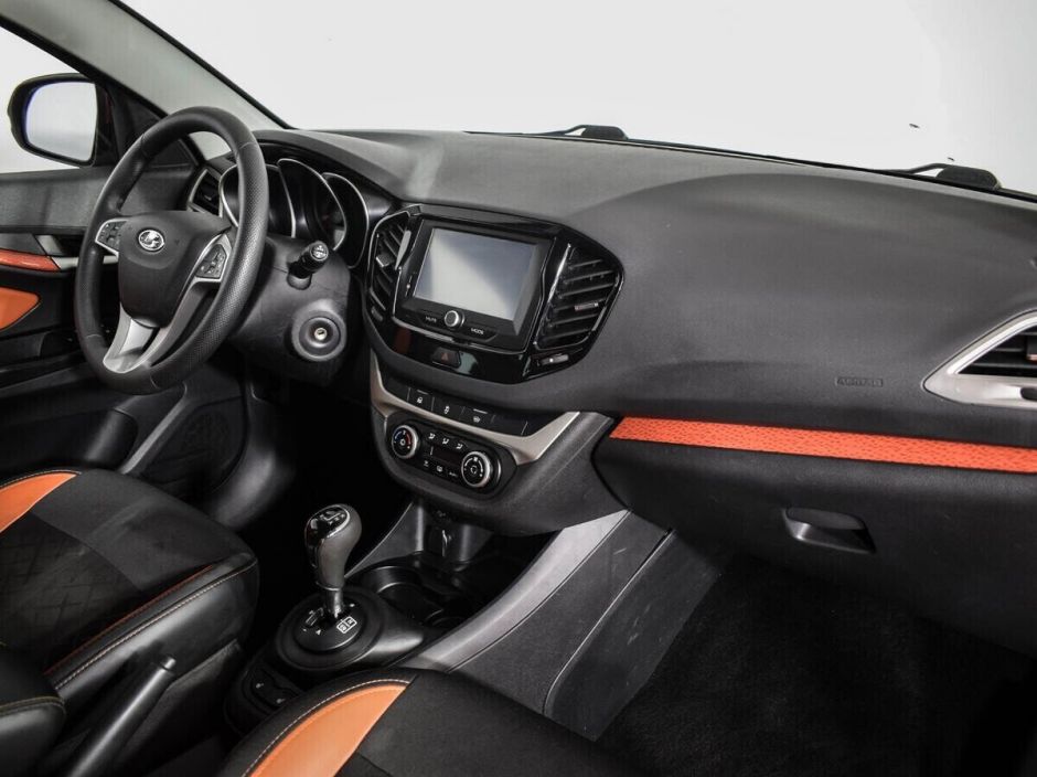 LADA (ВАЗ) Vesta 1.8 РКПП, 2019, 50 000 км фото 7