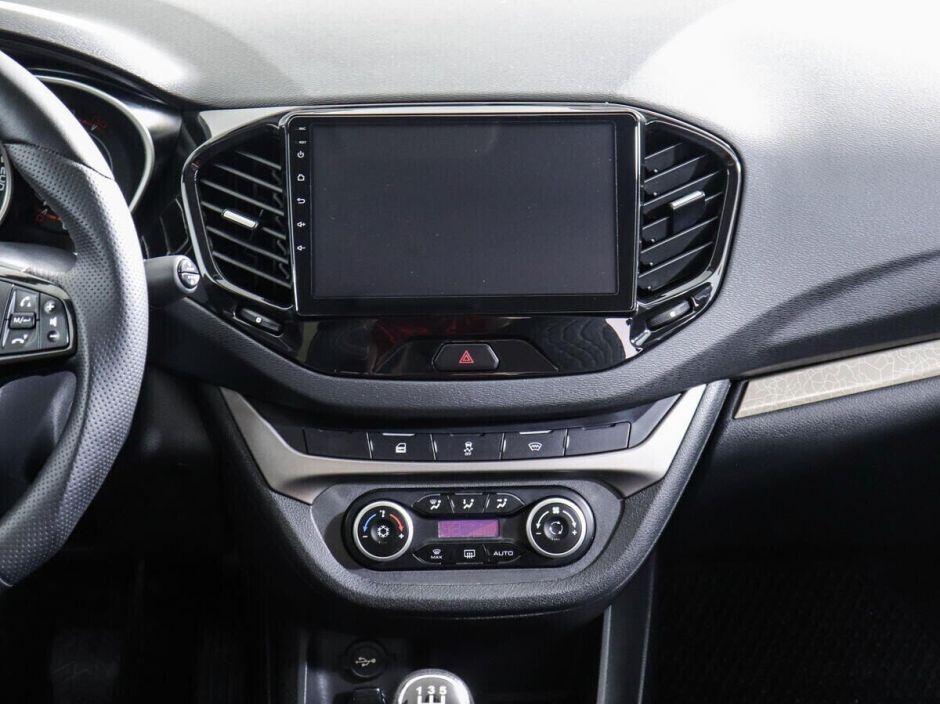 LADA (ВАЗ) Vesta 1.8 МКПП, 2019, 59 000 км фото 7