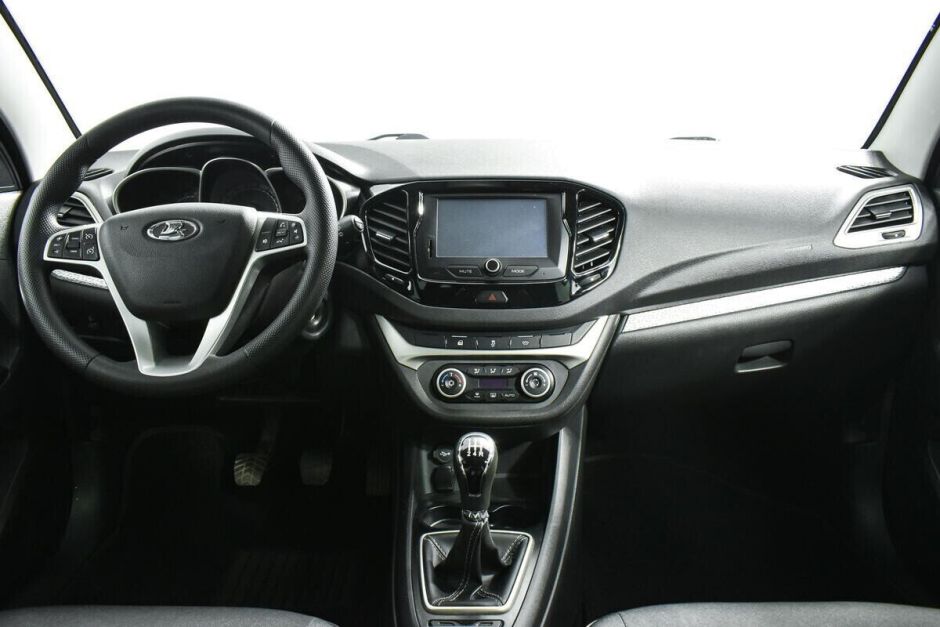 LADA (ВАЗ) Vesta 1.8 МКПП, 2018, 63 000 км фото 6