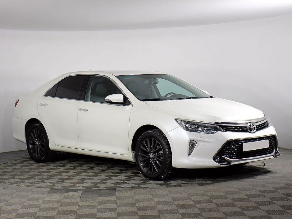 Toyota Camry 2.5 АКПП, 2017, 80 000 км фото 3