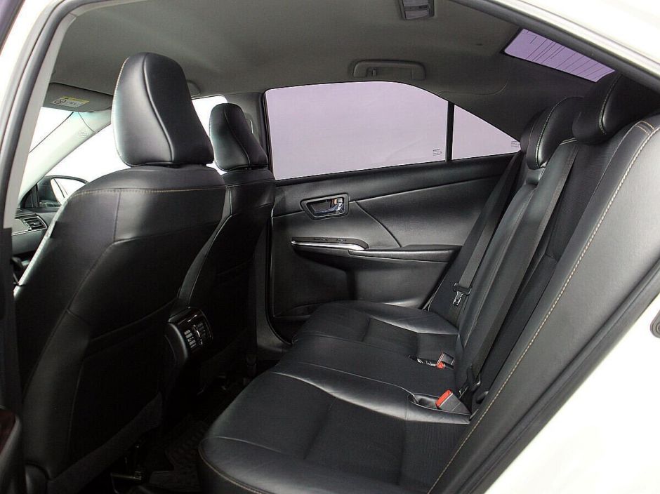 Toyota Camry 2.5 АКПП, 2017, 80 000 км фото 9