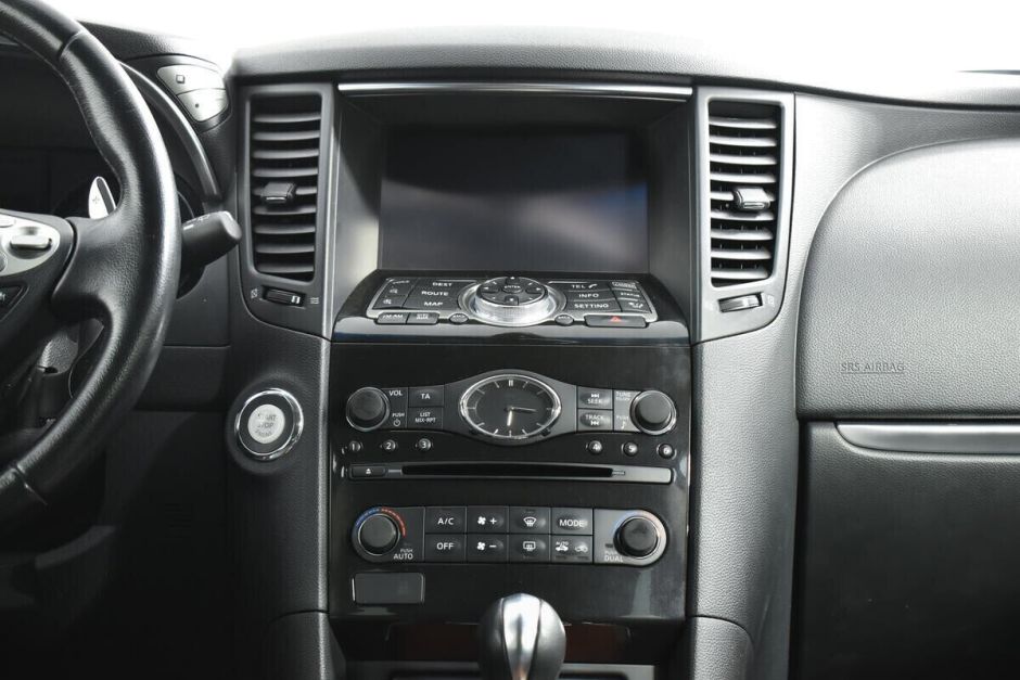 Infiniti QX70 3.7 АКПП, 2016, 86 000 км фото 7