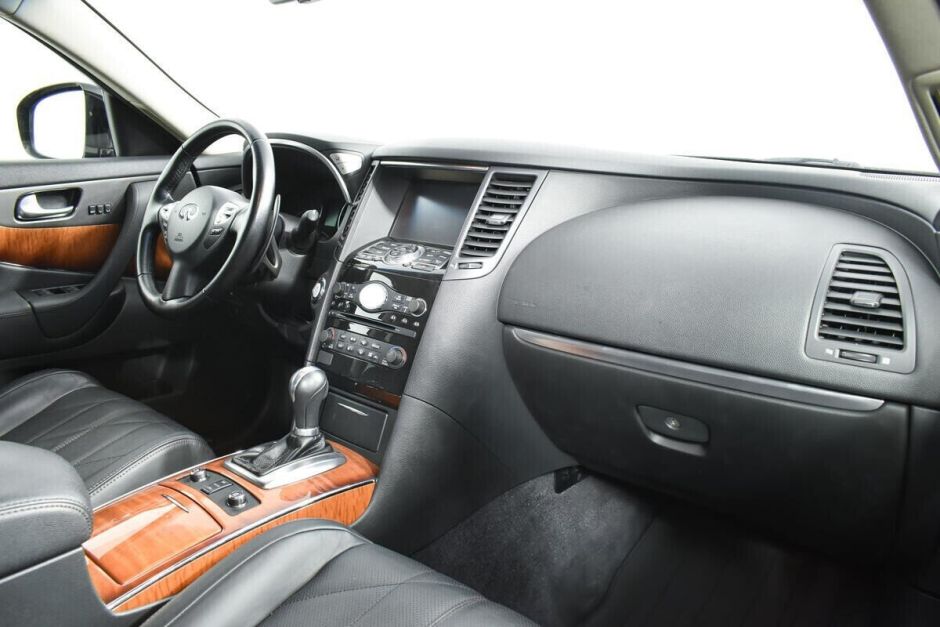 Infiniti QX70 3.7 АКПП, 2016, 86 000 км фото 8