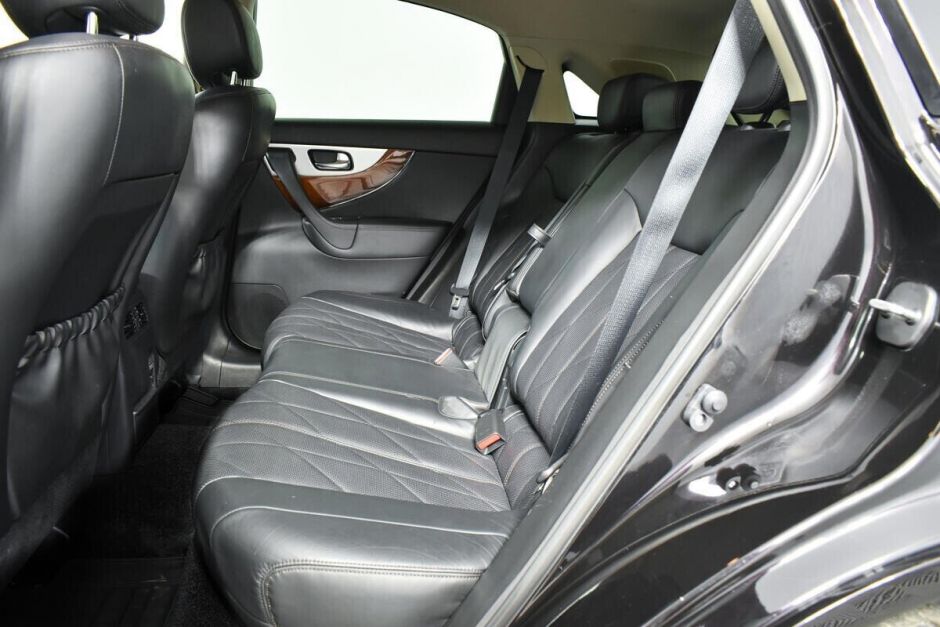 Infiniti QX70 3.7 АКПП, 2016, 86 000 км фото 12