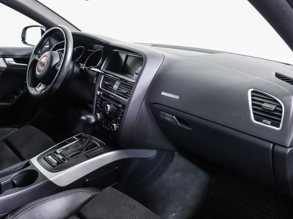 Audi A5 2.0 РКПП, 2015, 90 000 км фото 9
