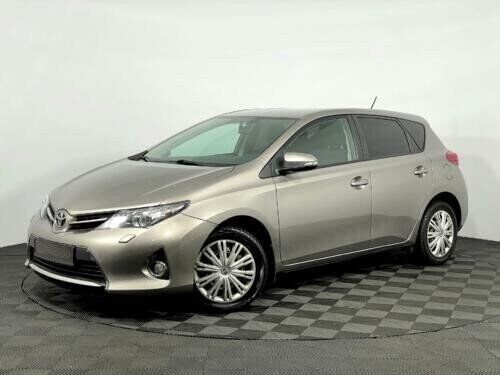 Toyota Auris 1.6 CVT, 2014, 109 000 км фото 1