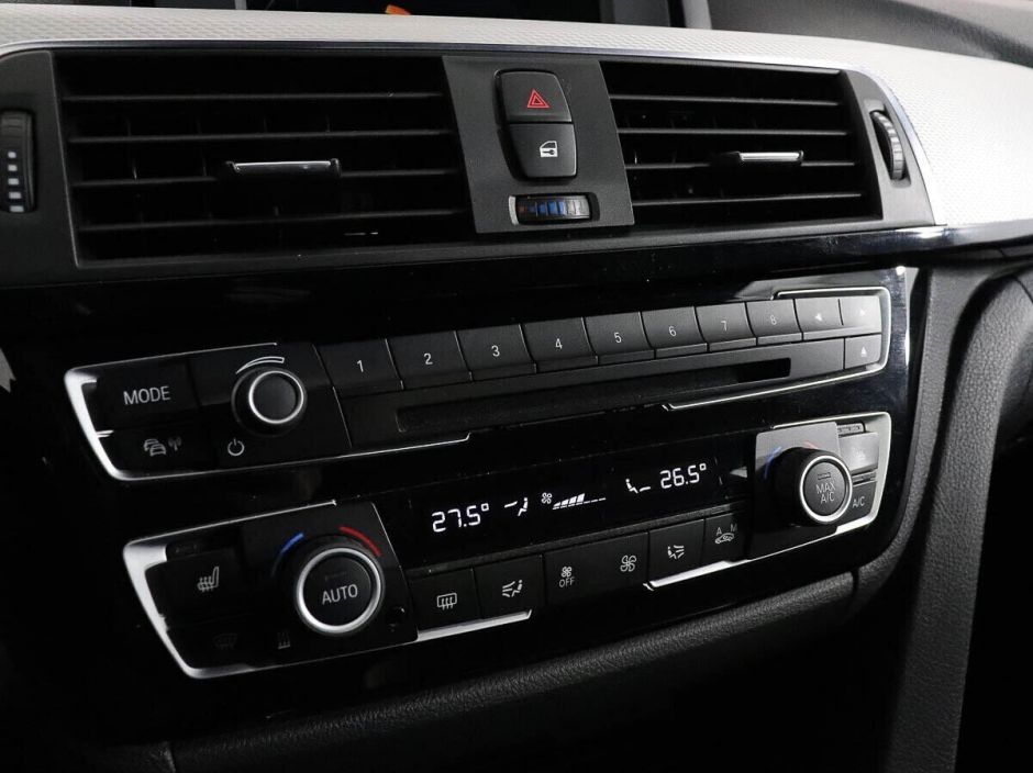 BMW 3 серии 2.0 АКПП, 2016, 93 000 км фото 8