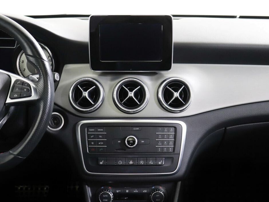 Mercedes-Benz CLA 1.6 РКПП, 2015, 97 000 км фото 7