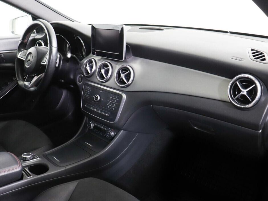 Mercedes-Benz CLA 1.6 РКПП, 2015, 97 000 км фото 8