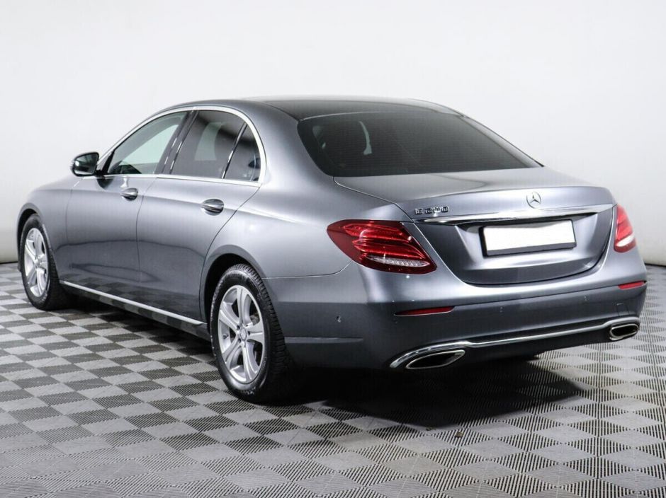 Mercedes-Benz E-Класс 2.0 АКПП, 2017, 80 000 км фото 4