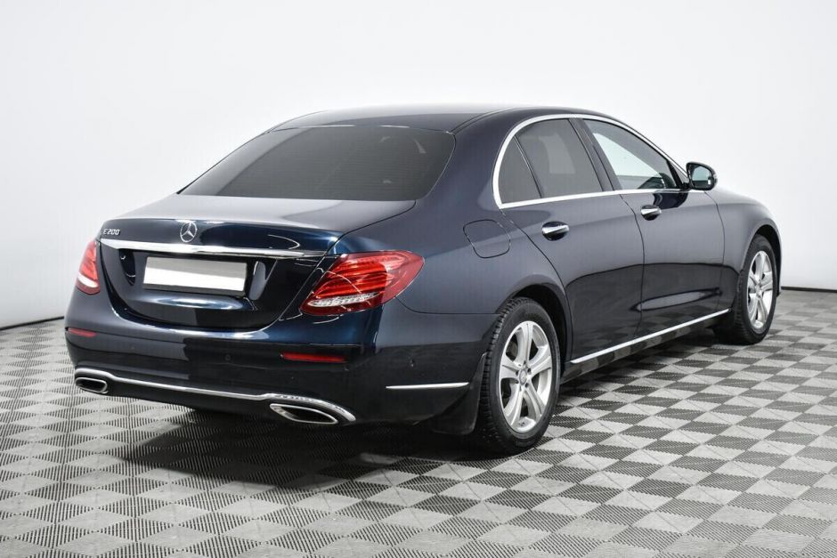 Mercedes-Benz E-Класс 2.0 АКПП, 2016, 90 000 км фото 2