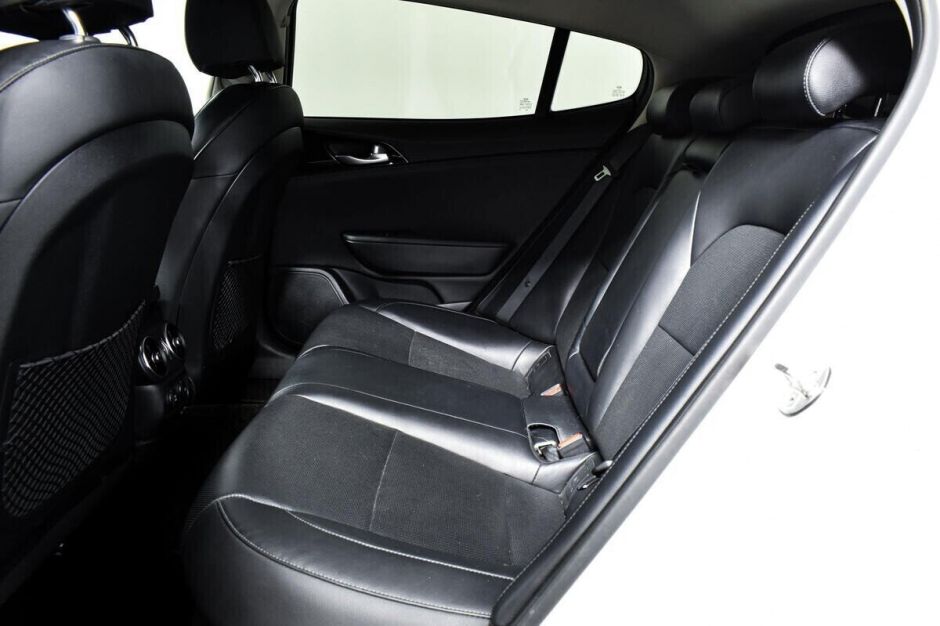 Kia Stinger 2.0 АКПП, 2019, 56 000 км фото 9