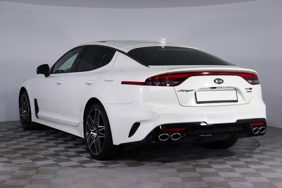 Kia Stinger 2.0 АКПП, 2021, 35 000 км фото 4