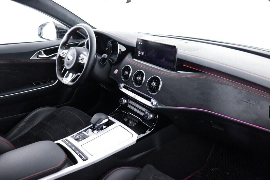 Kia Stinger 2.0 АКПП, 2021, 35 000 км фото 7