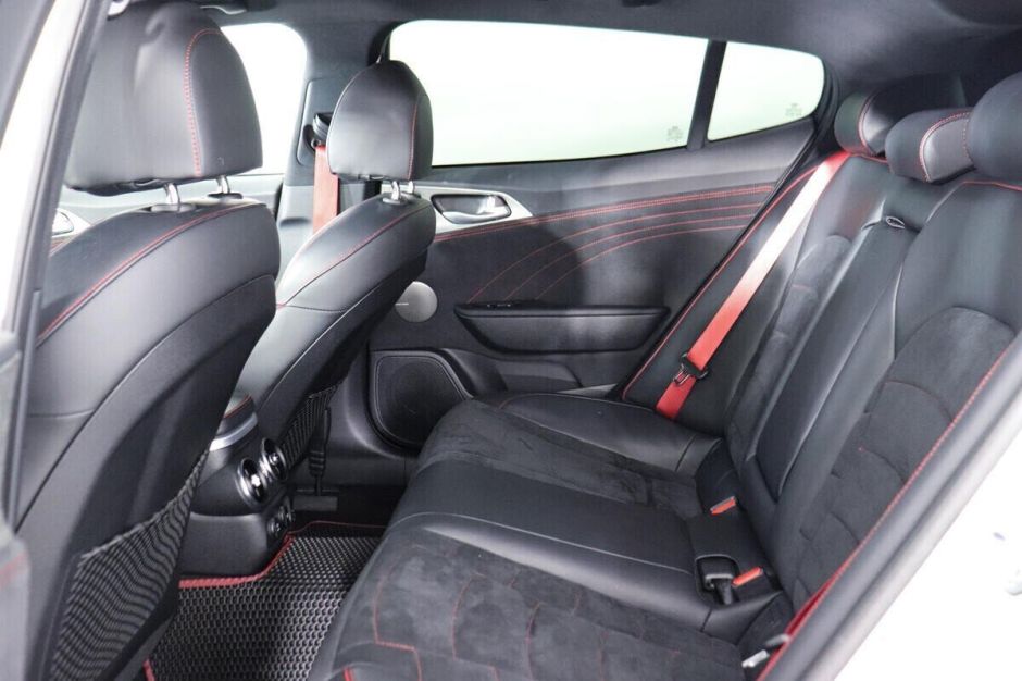 Kia Stinger 2.0 АКПП, 2021, 35 000 км фото 11