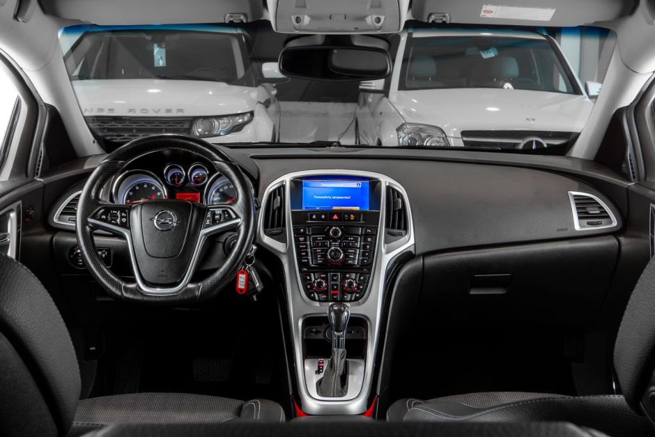 Opel Astra GTC 0.0 АКПП, 2013, 137 393 км фото 9