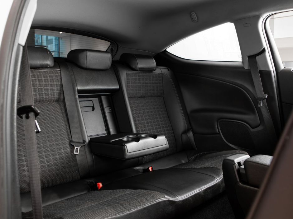 Opel Astra GTC 0.0 АКПП, 2013, 137 393 км фото 16