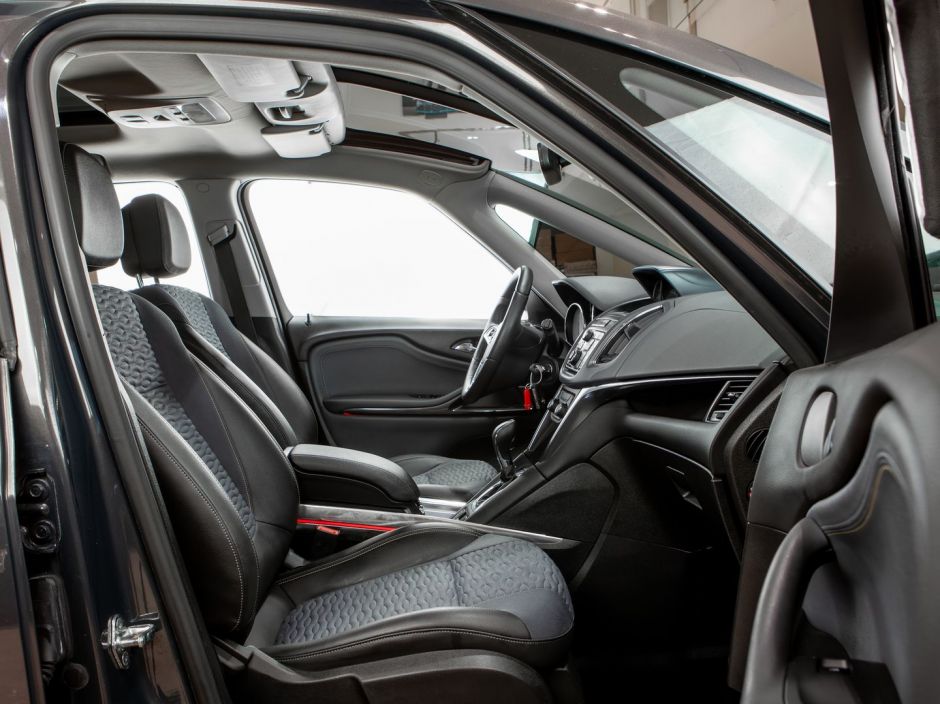 Opel Zafira 0.0 АКПП, 2013, 138 259 км фото 14