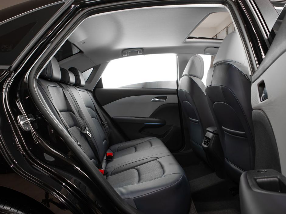 Chevrolet Monza 0.0 РКПП, 2023, 2 433 км фото 6