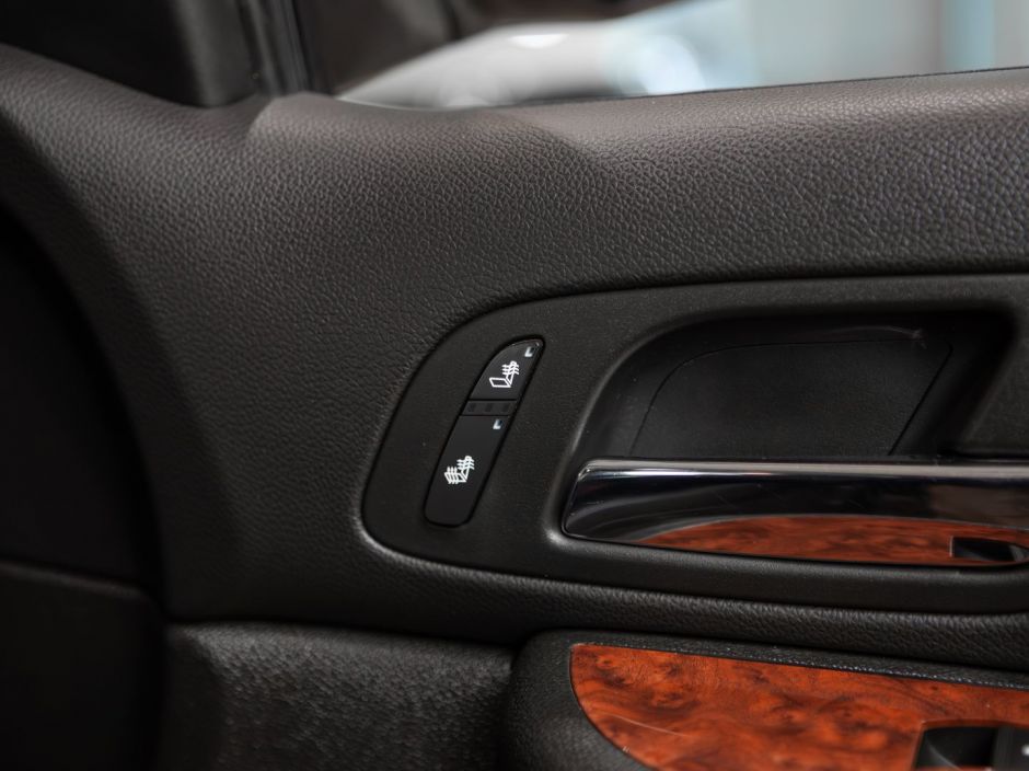 Chevrolet Tahoe 0.0 АКПП, 2008, 163 259 км фото 16