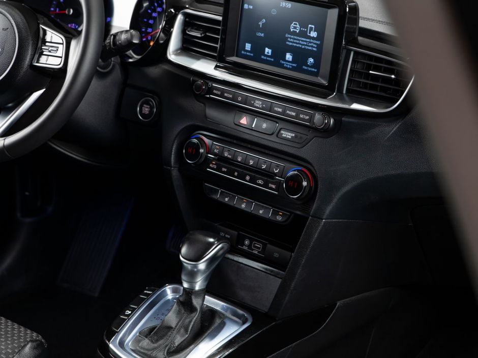 Kia Ceed 0.0 АКПП, 2019, 87 126 км фото 10