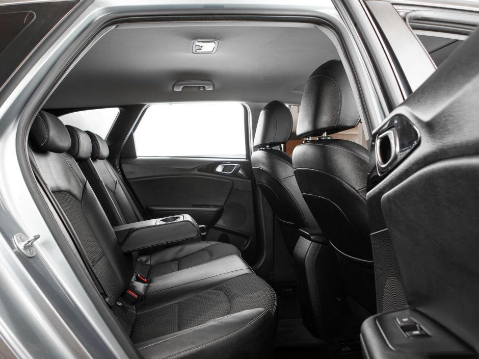 Kia Ceed 0.0 АКПП, 2019, 87 126 км фото 13