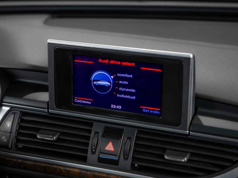 Audi A6 0.0 РКПП, 2013, 135 260 км фото 13