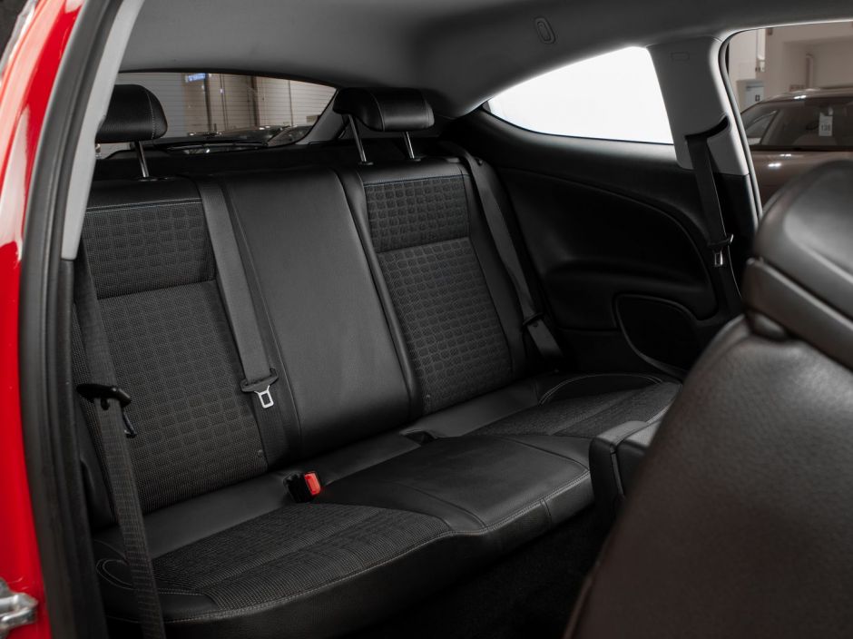 Opel Astra GTC 0.0 АКПП, 2012, 142 310 км фото 15