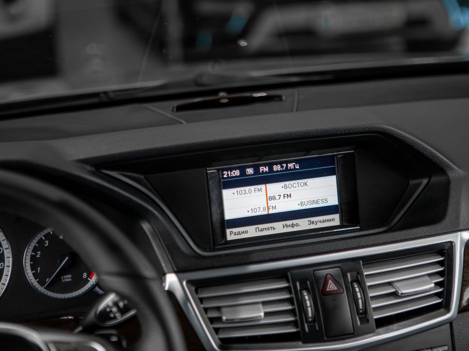 Mercedes-Benz E-класс 0.0 АКПП, 2012, 148 258 км фото 10