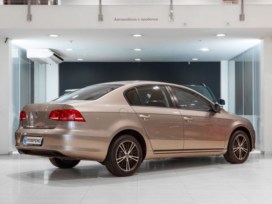 Volkswagen Passat 0.0 РКПП, 2013, 140 854 км фото 2