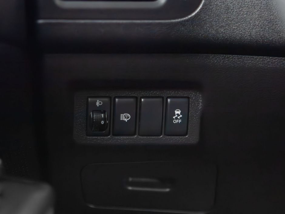 Nissan X-Trail 0.0 CVT, 2011, 140 324 км фото 6