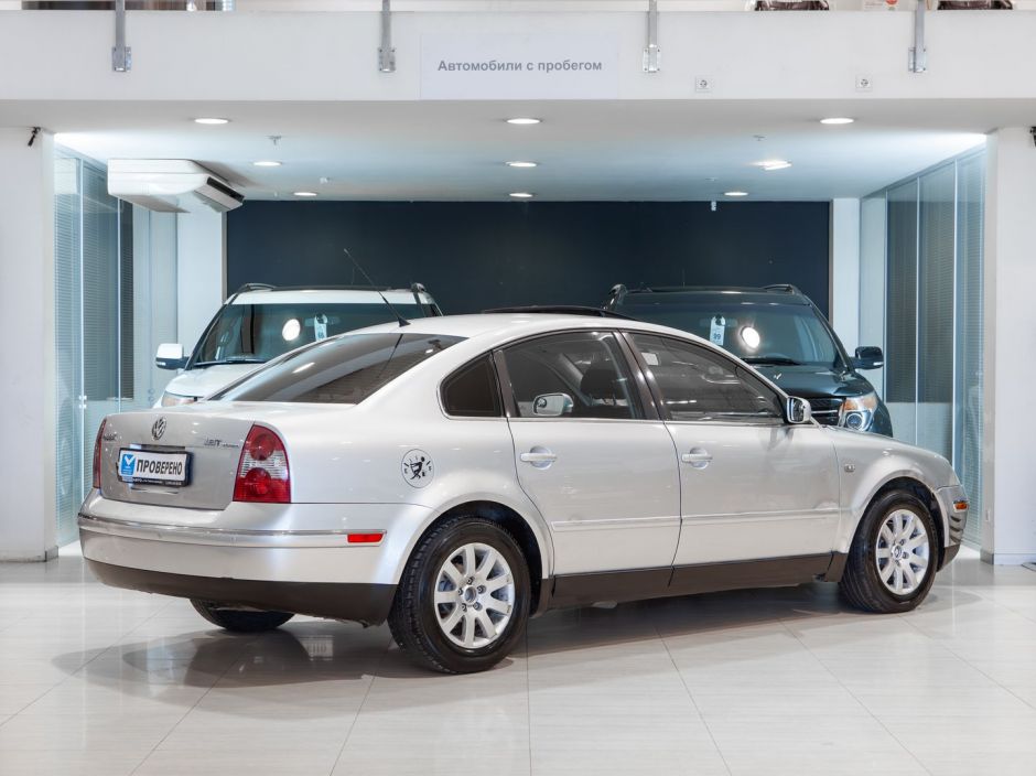 Volkswagen Passat 0.0 АКПП, 2001, 260 061 км фото 2