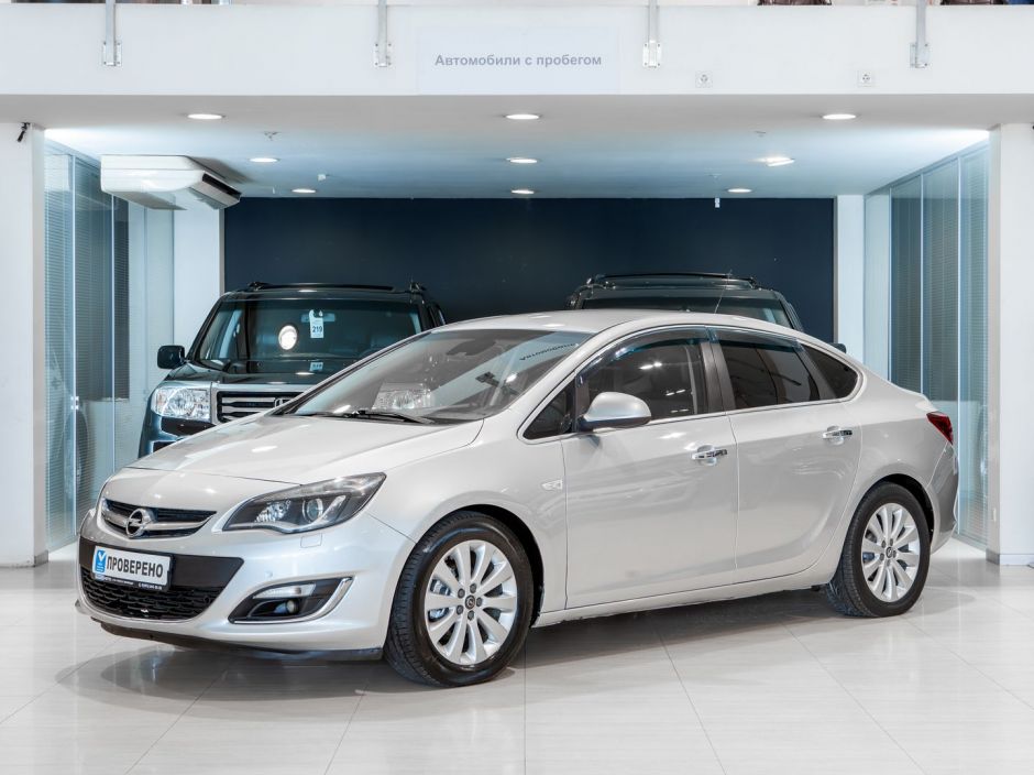 Opel Astra 0.0 АКПП, 2013, 142 327 км фото 1