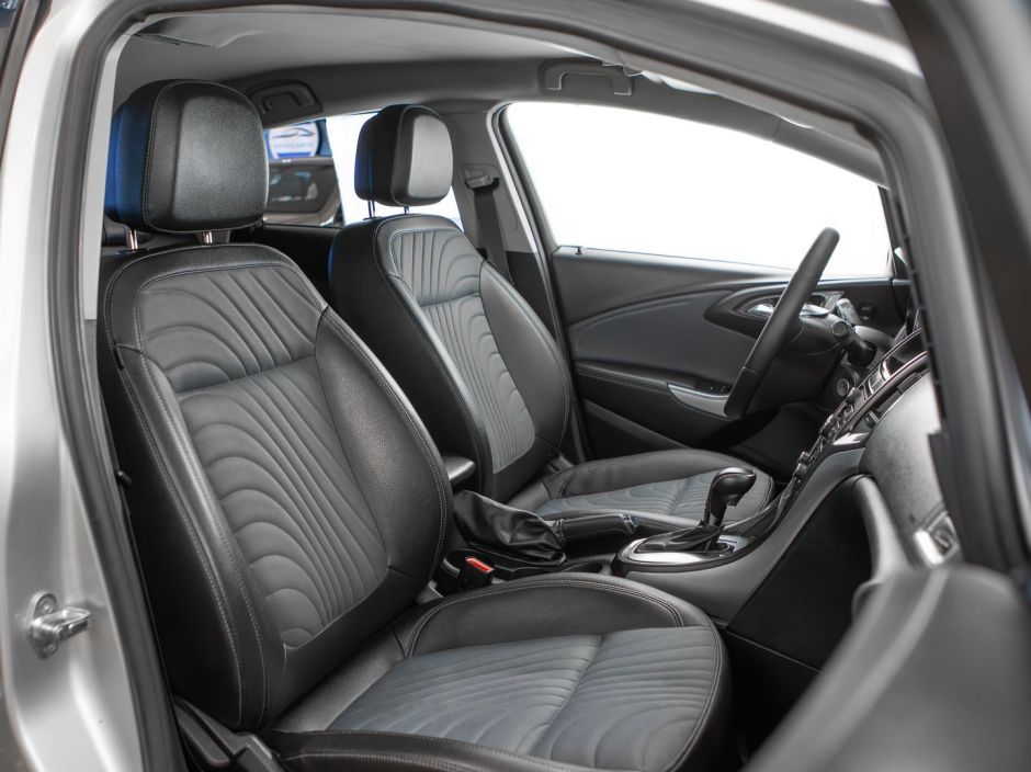 Opel Astra 0.0 АКПП, 2013, 142 327 км фото 12