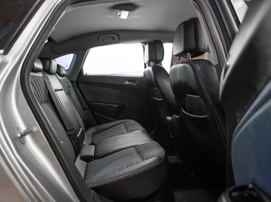 Opel Astra 0.0 АКПП, 2013, 142 327 км фото 13