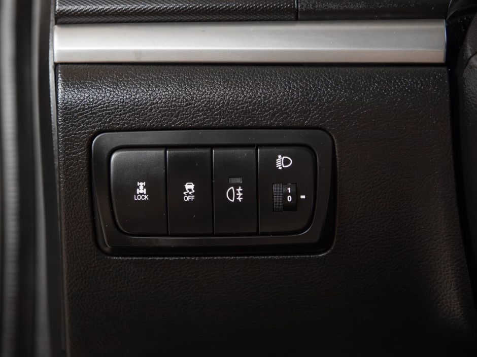 SsangYong Actyon 0.0 АКПП, 2011, 124 440 км фото 6