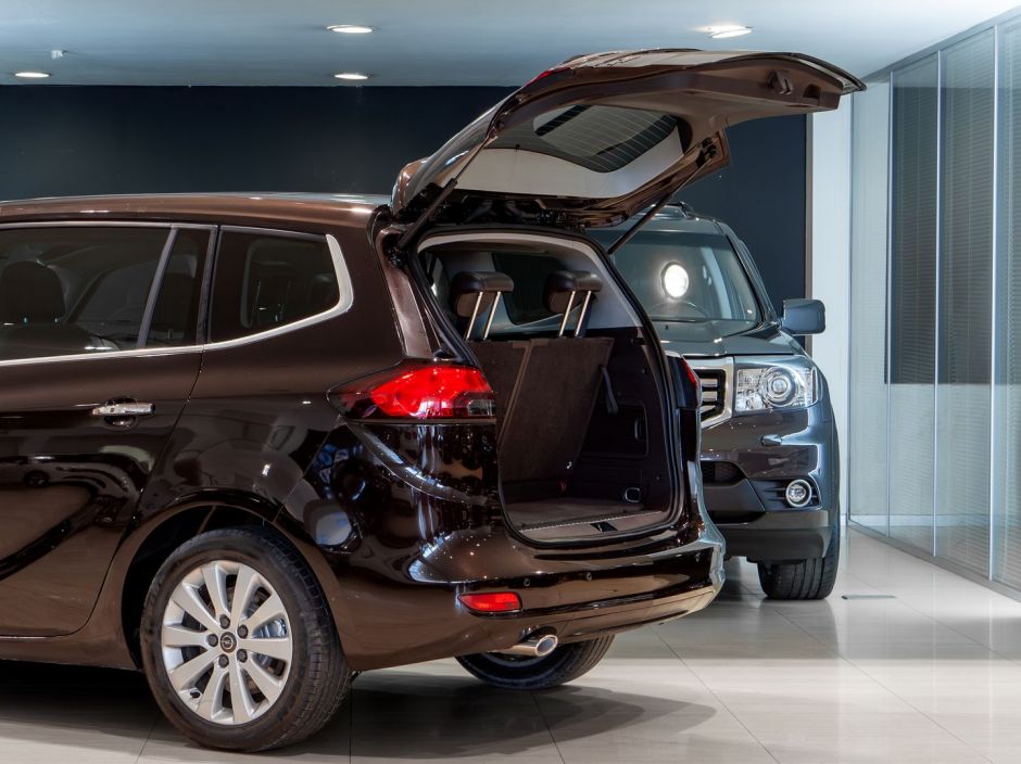 Opel Zafira 0.0 АКПП, 2013, 150 259 км фото 18