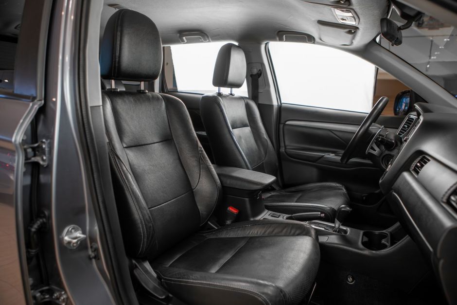 Mitsubishi Outlander 0.0 CVT, 2012, 109 899 км фото 14