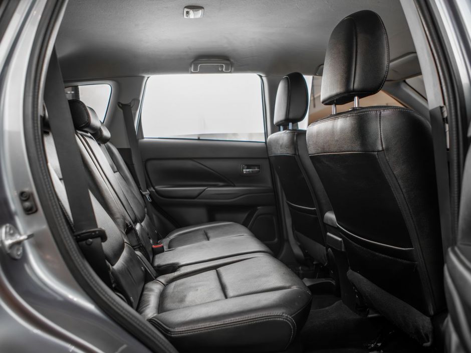 Mitsubishi Outlander 0.0 CVT, 2012, 109 899 км фото 15