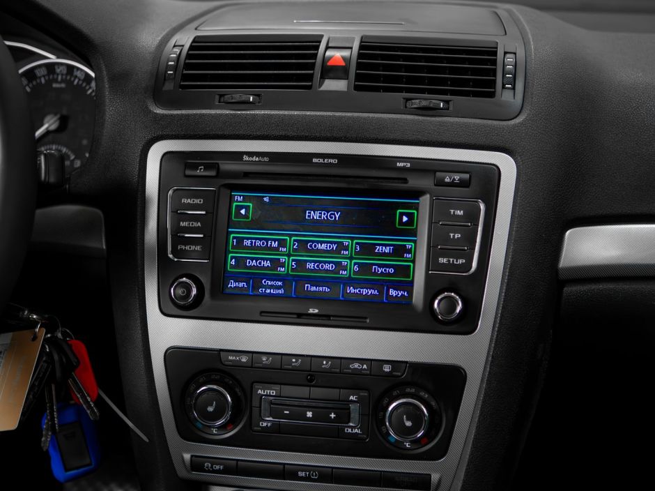 Skoda Octavia 0.0 АКПП, 2012, 141 250 км фото 8