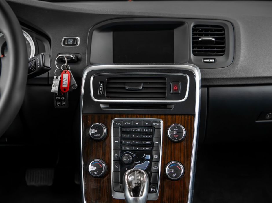 Volvo S60 0.0 РКПП, 2012, 144 029 км фото 10