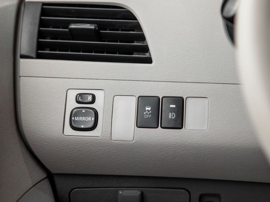 Toyota Sienna 0.0 АКПП, 2012, 155 292 км фото 7