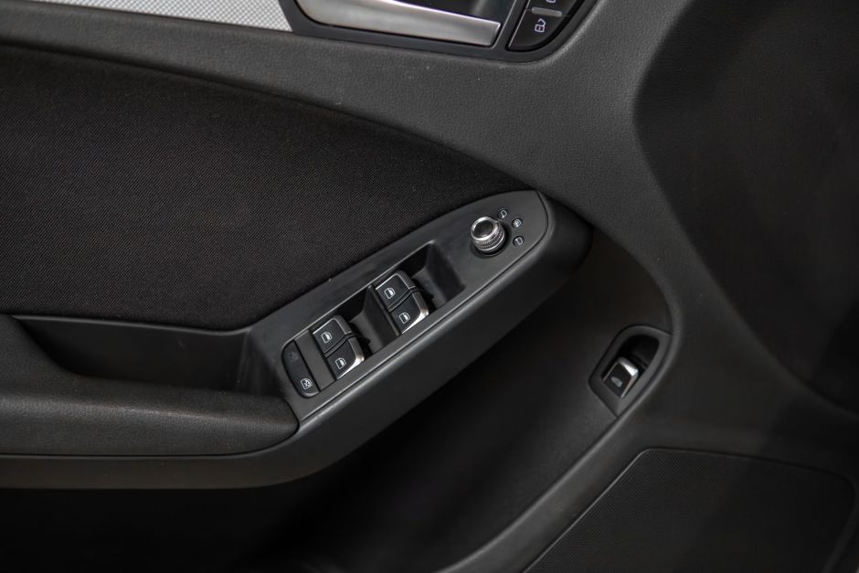 Audi A4 0.0 CVT, 2012, 147 608 км фото 6