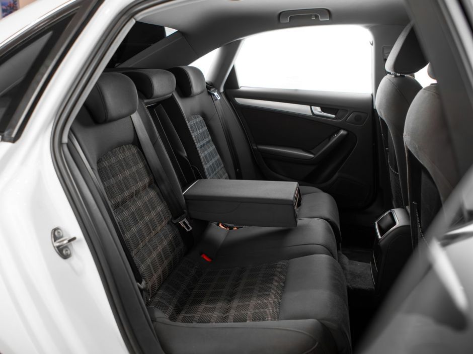 Audi A4 0.0 CVT, 2012, 147 608 км фото 16