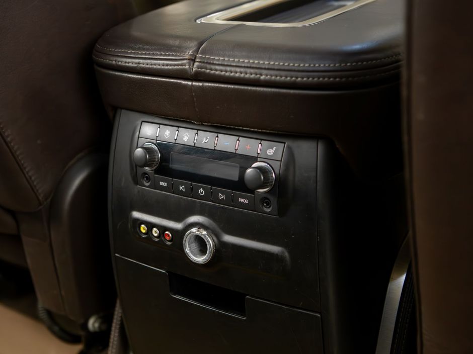 Cadillac Escalade 0.0 АКПП, 2011, 164 213 км фото 10